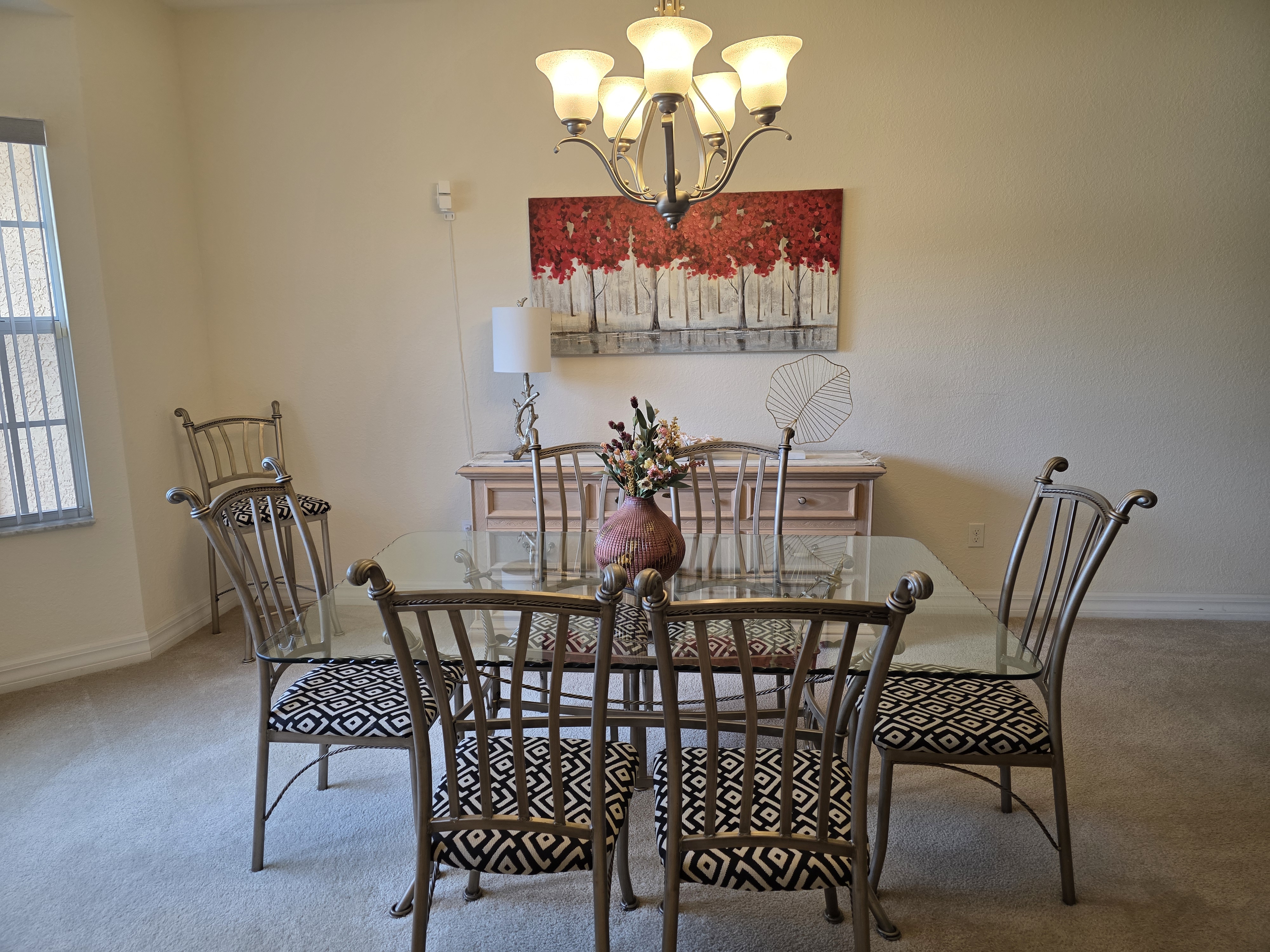 Dining room table